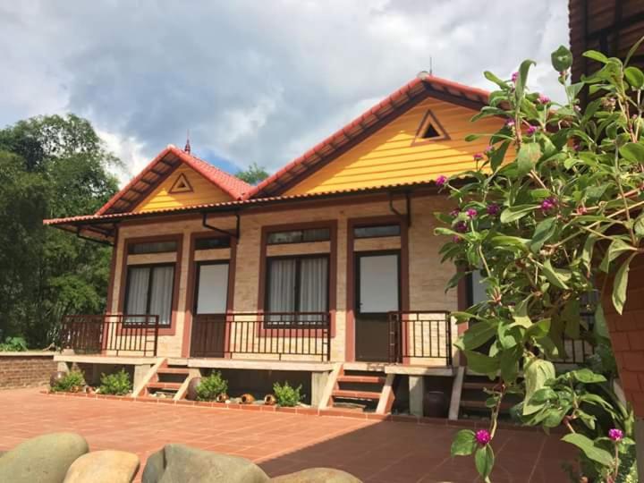 Mai Chau Xanh Bungalow Hotel Exterior photo